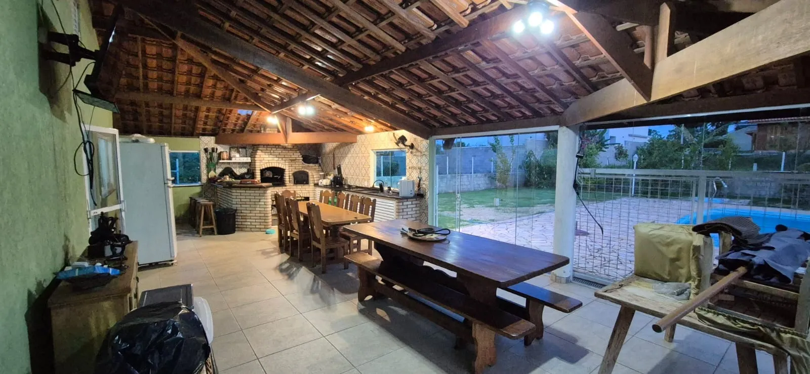 Imagem Casa Térrea com Piscina e Área Gourmet no Condomínio Village da Serra - 210m², 3 Dormitórios, 800m² de Terreno