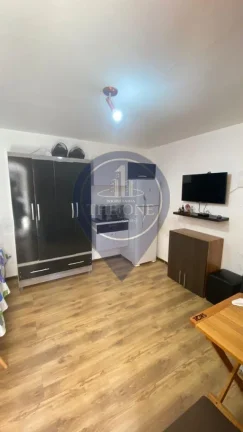 Imagem Casa de Luxo na Vila Dom Pedro II: 4 quartos, 3 suítes, 2 salas, 4 banheiros, 2 vagas de garagem, 124 m² - São Paulo-SP.