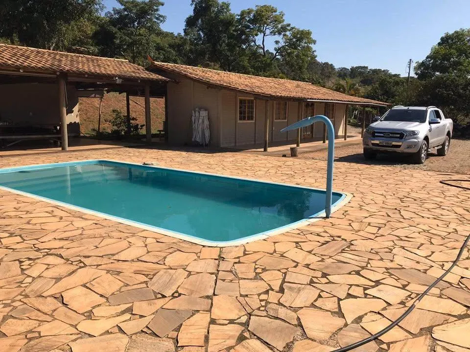 Otima chácara a venda em Itatiaiuçu/MG , Área com aproximadamente 2.000m²