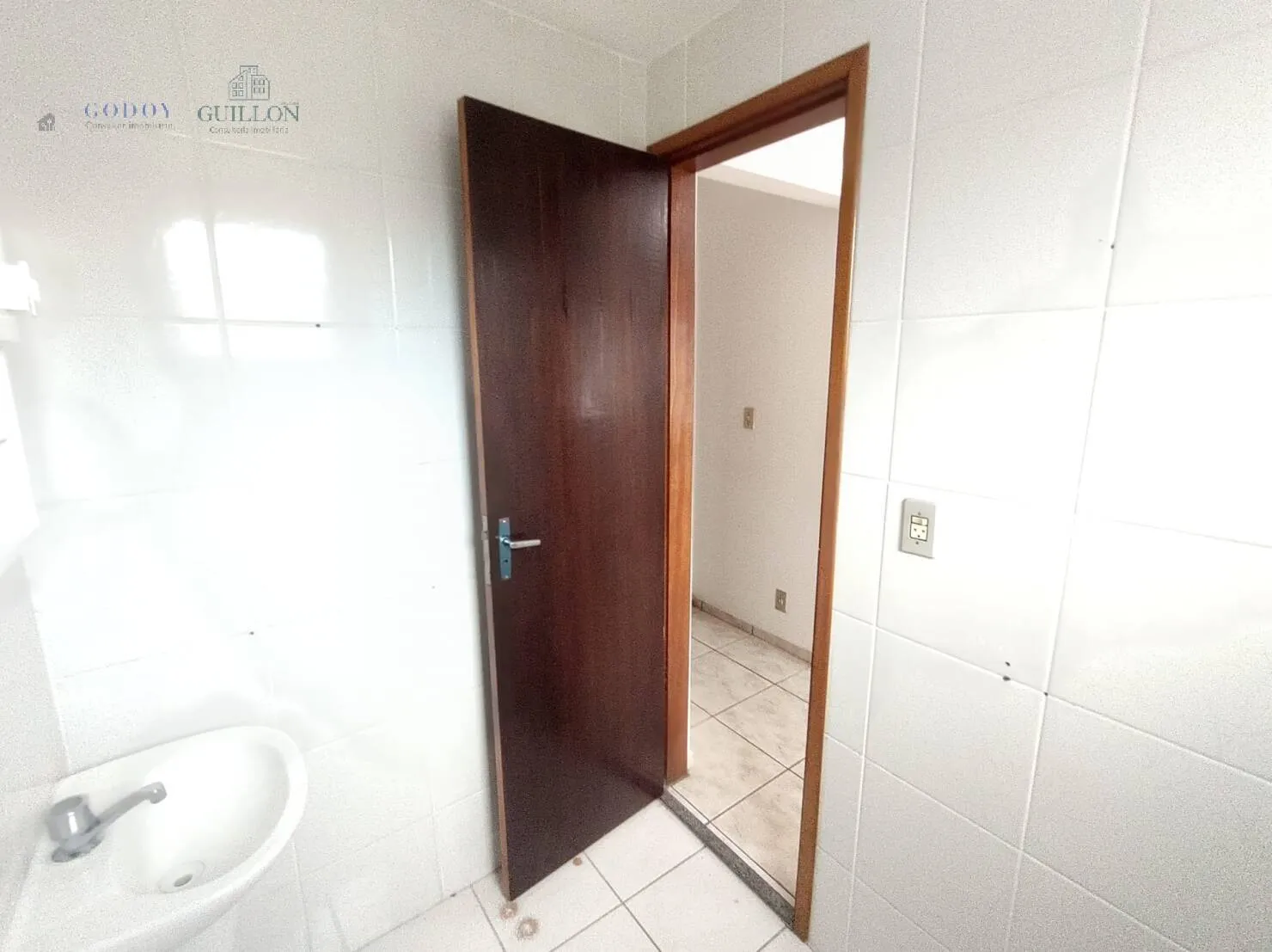 Imagem Apartamento à venda e locação 2 Quartos, 1 Suite, 1 Vaga, 70M², Centro, Taubaté - SP | Edificio Cartens