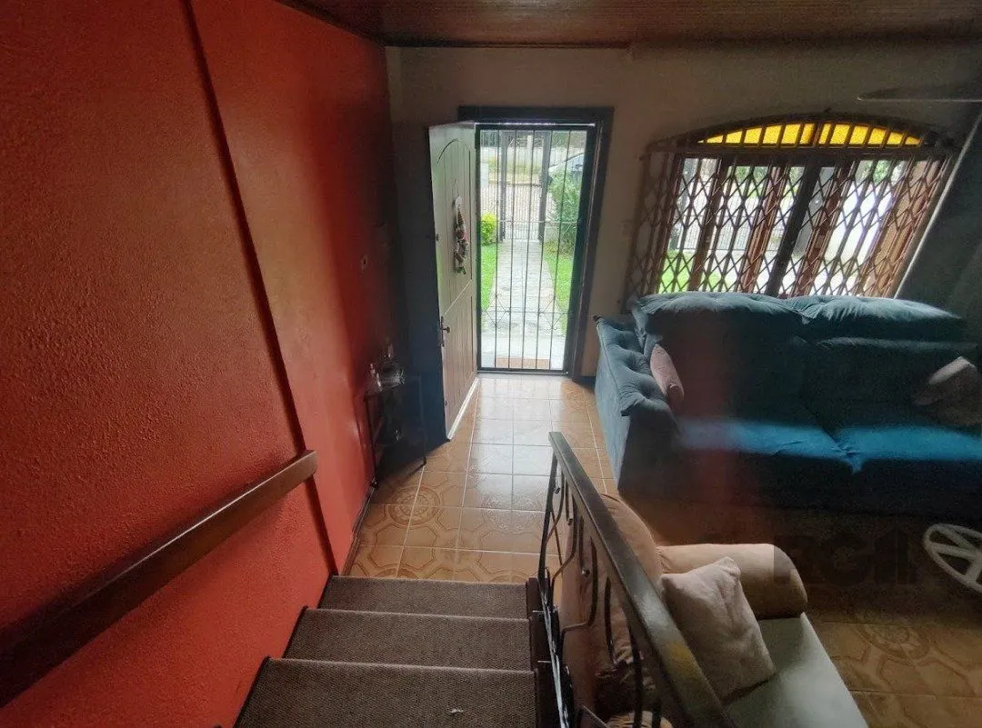 Imagem Casa para venda com 3 dormitórios no bairro Tristeza