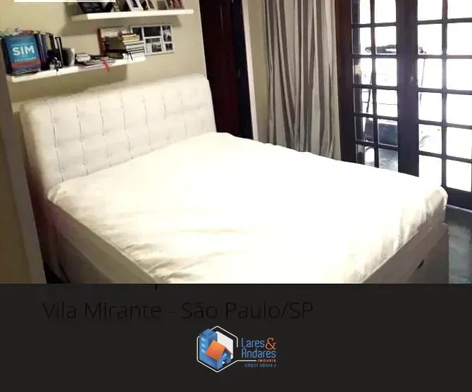 Imagem SOBRADO COM 3 DORMS (2 SUÍTES COM AR COND), 2 SALAS, COZ. COM COPA E ARMÁRIOS PLANEJADOS, QUINTAL LATERAL FECHADO. 4 VAGAS COBERTAS. VILA MIRANTE SP.