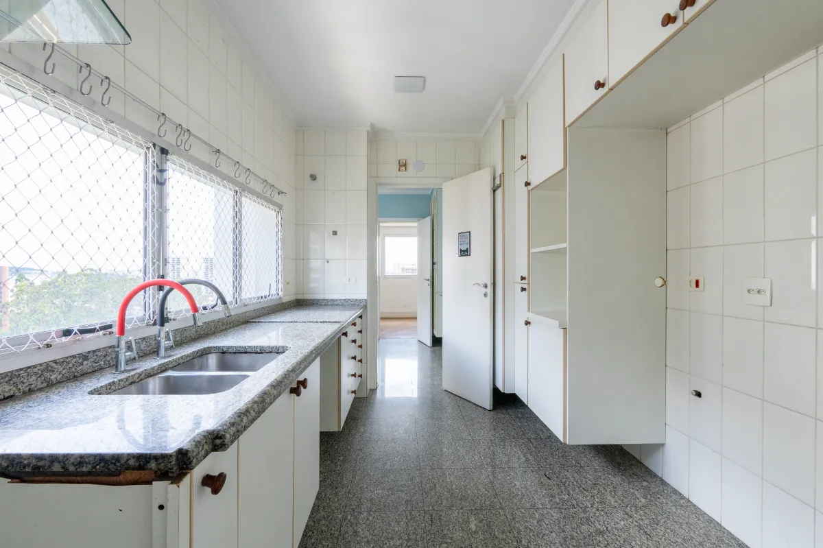 Imagem Apartamento para venda em Vila Suzana com 4 quartos, sendo 3 suítes, 199m2