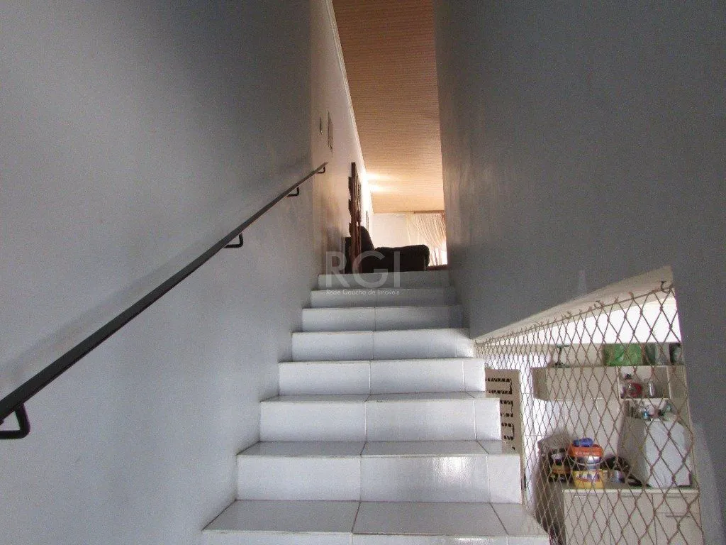 Imagem Casa para Venda - 180m², 3 dormitórios, 2 vagas - Jardim Carvalho