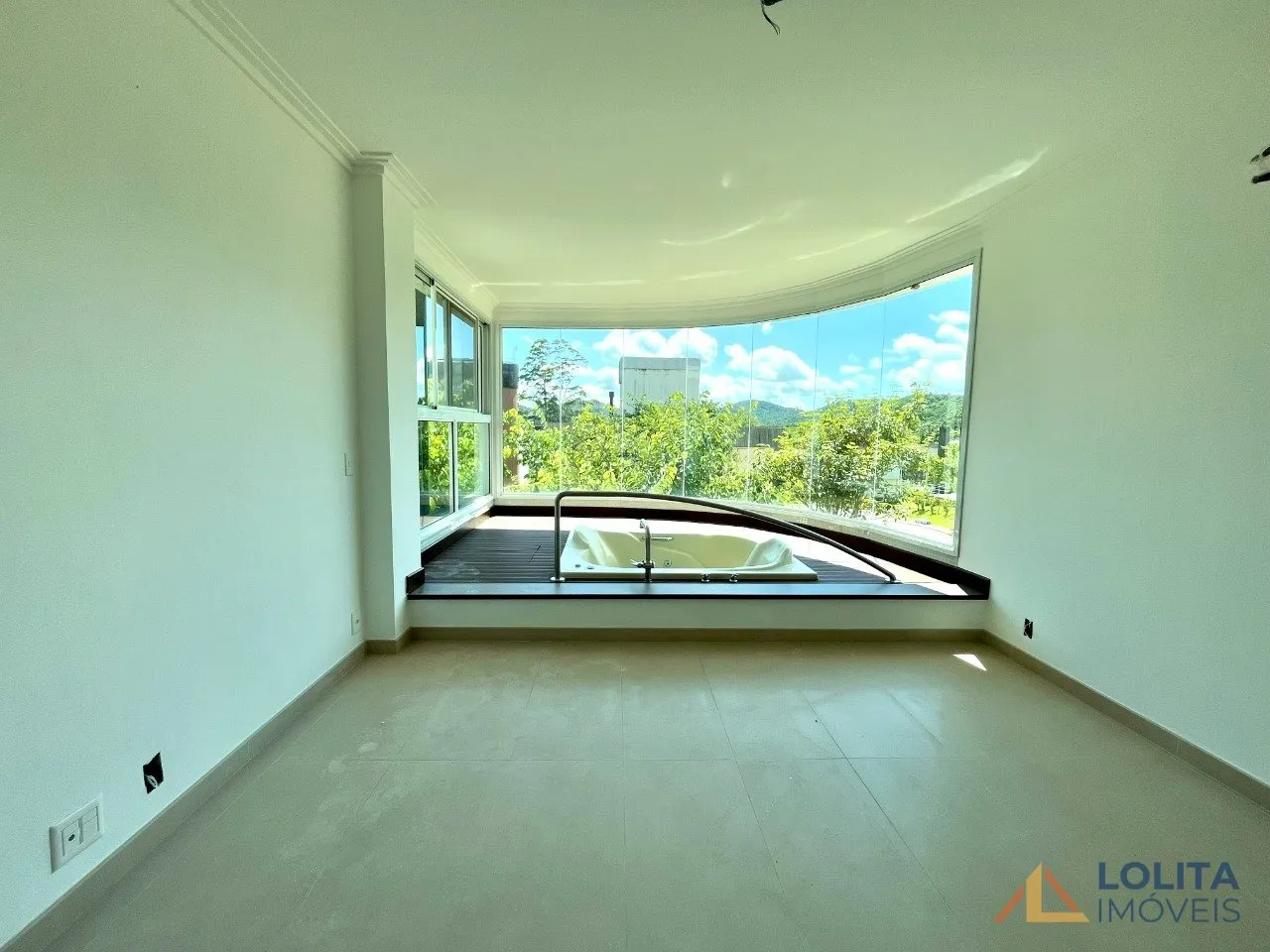 Imagem CASA EM CONDOMÍNIO À VENDA COM 109 M² NO TERMAS DO TABULEIRO, SANTO AMARO DA IMPERATRIZ/SC