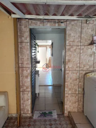 Imagem Casa com 2 dormitórios à venda - Ganchinho - Curitiba/PR