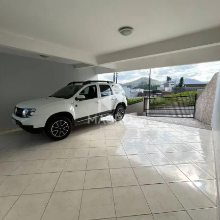 Imagem Casa | Amizade | 3 quartos ( sendo 1 suíte) | 192m² (378m² de terreno)