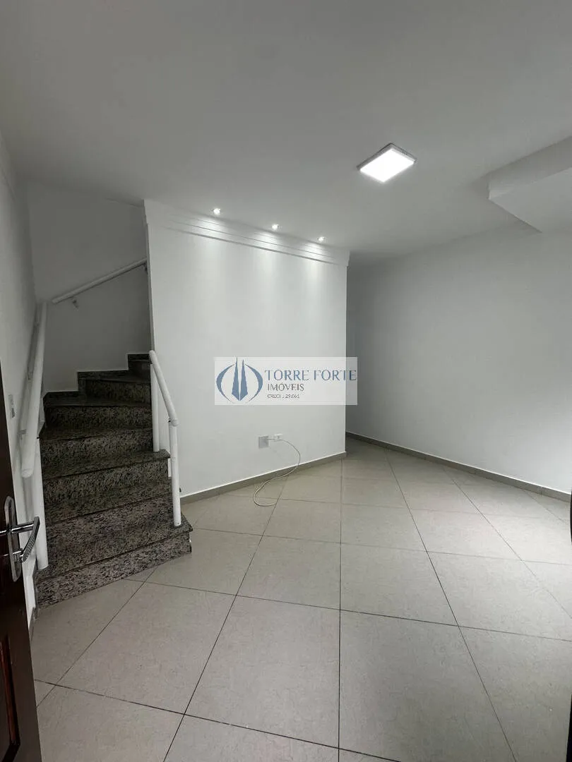 Imagem Lindo Sobrado com 2 dormitórios na cidade Lider
