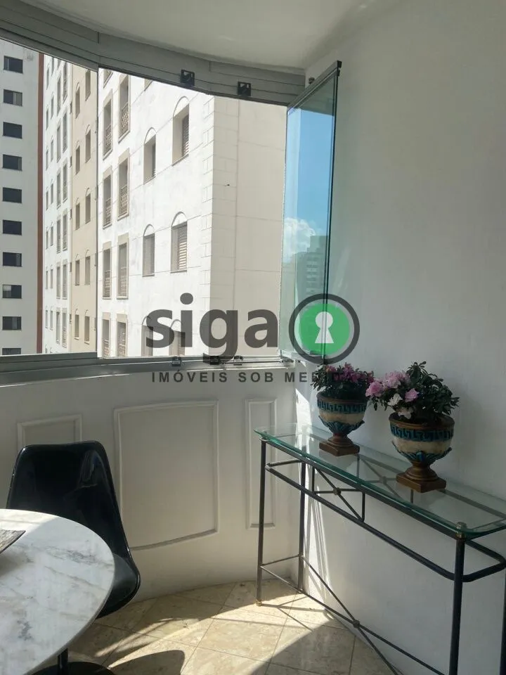 Imagem MOEMA COM TRES DORMITÓRIOS, 2 VAGAS