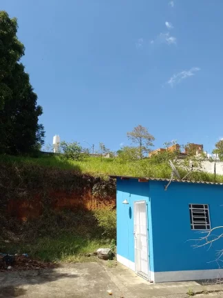 Imagem Terreno comercial a venda na localidade de virgem santa Macaé RJ. 2000m2.