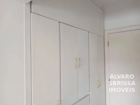 Imagem Apartamento com 4 vagas, 4 dormitórios sendo 2 suítes, todos com armários, portas balcões, venezianas automáticas e lindas vistas. 287m2. 1 por andar