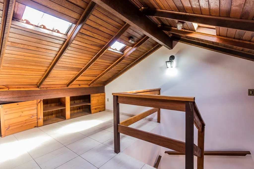 Imagem Casa de Condomínio em Aberta dos Morros
