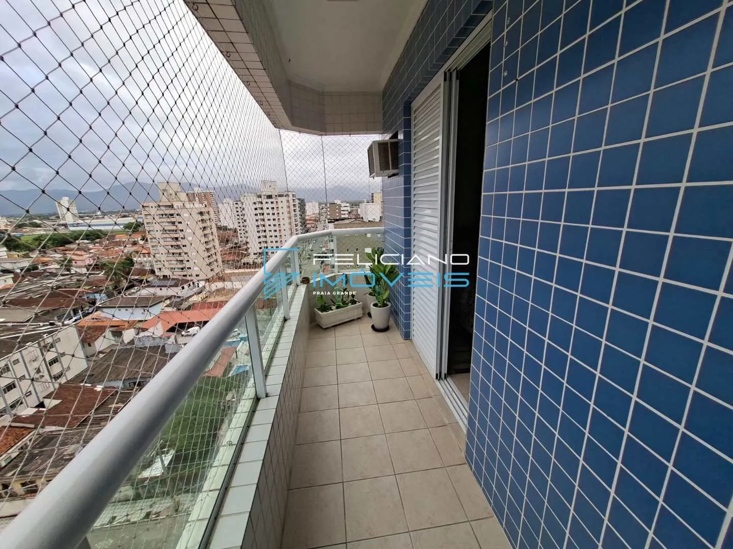 Imagem Apartamento com 2 quartos, Guilhermina, Praia Grande - R$ 565 mil, Cod: 7401
