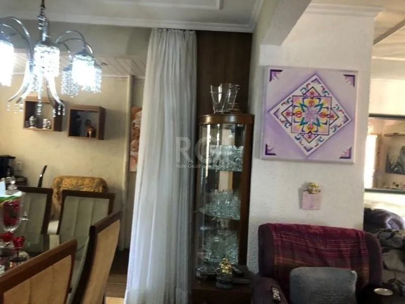 Imagem Casa para Venda - 200m², 3 dormitórios, sendo 1 suites, 2 vagas - Chácara das Pedras
