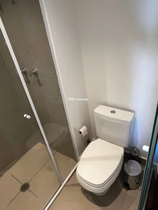 Imagem Apartamento à venda na Vila Olímpia com 1 quarto, 1 banheiro, 1 vaga.