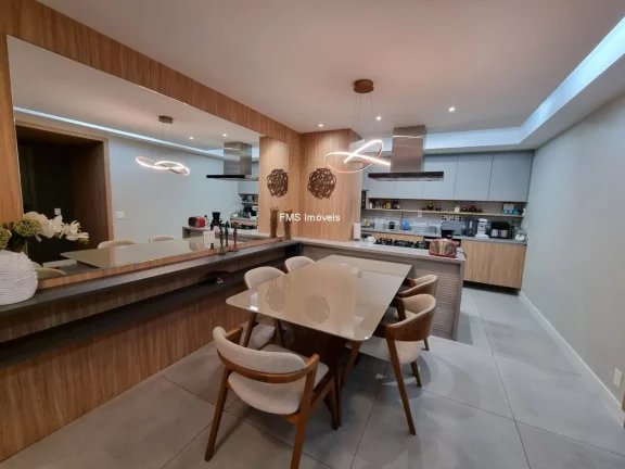 Imagem Apartamento à venda na Vila Mariana de 3 quartos e 3 suítes, 3 vagas.