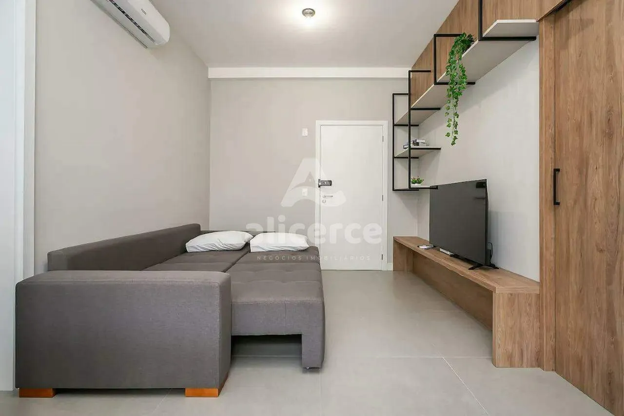 Imagem PRONTO PARA MORAR - Apartamento de 2 Dormitórios l 1 Suíte l Mobiliado l Florianópolis/SC