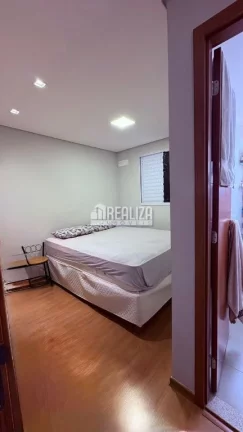 Imagem Apartamento à venda no Condomínio Lago das Brisas, em Uberaba com 2 dormitórios e piscina!