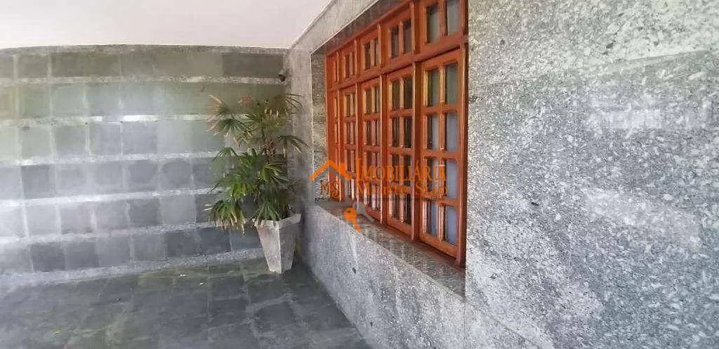 Imagem Sobrado com 3 dormitórios à venda, 155 m² por R$ 720.000,00 - Parque Continental - Guarulhos/SP