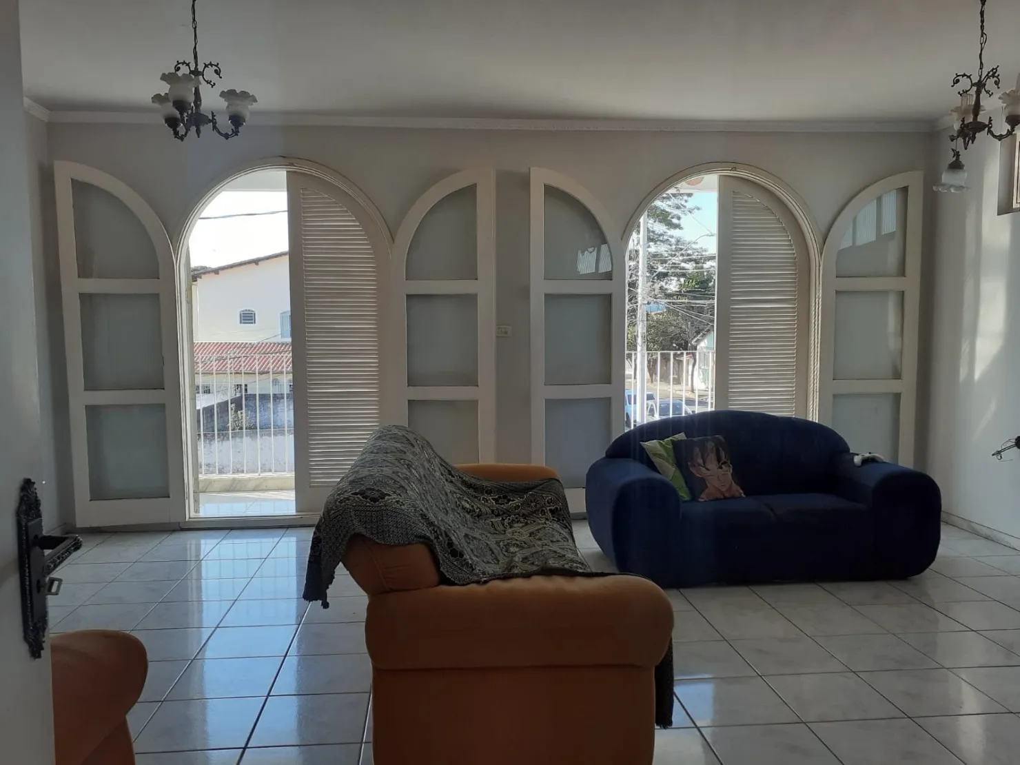Imagem Casa à venda 4 Quartos, 1 Suite, 4 Vagas, 221M², Monte Castelo, São José dos Campos - SP