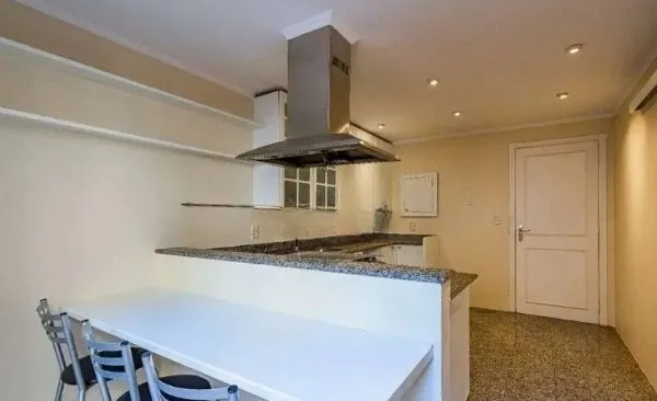 Imagem Casa sobrado no bairro Bela Vista de 3 dormitórios e 3 vagas DESOCUPADA