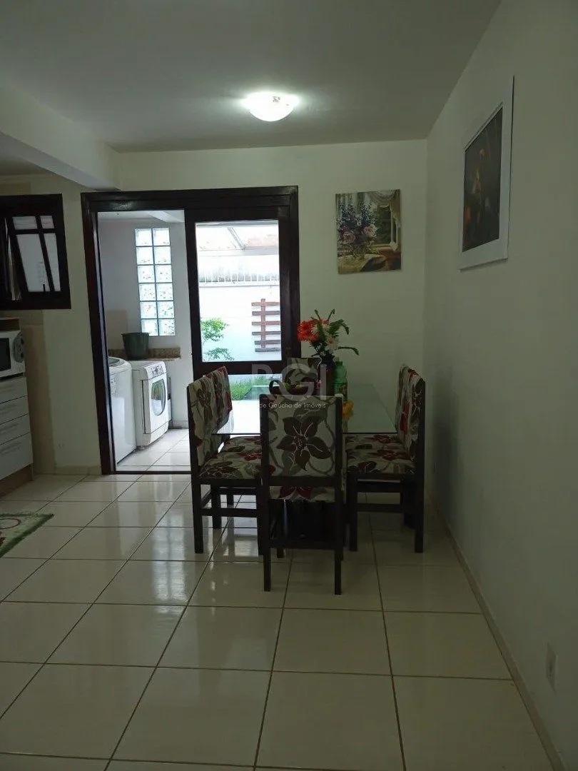 Imagem Casa para Venda - 131.92m², 2 dormitórios, sendo 2 suites, Guarujá