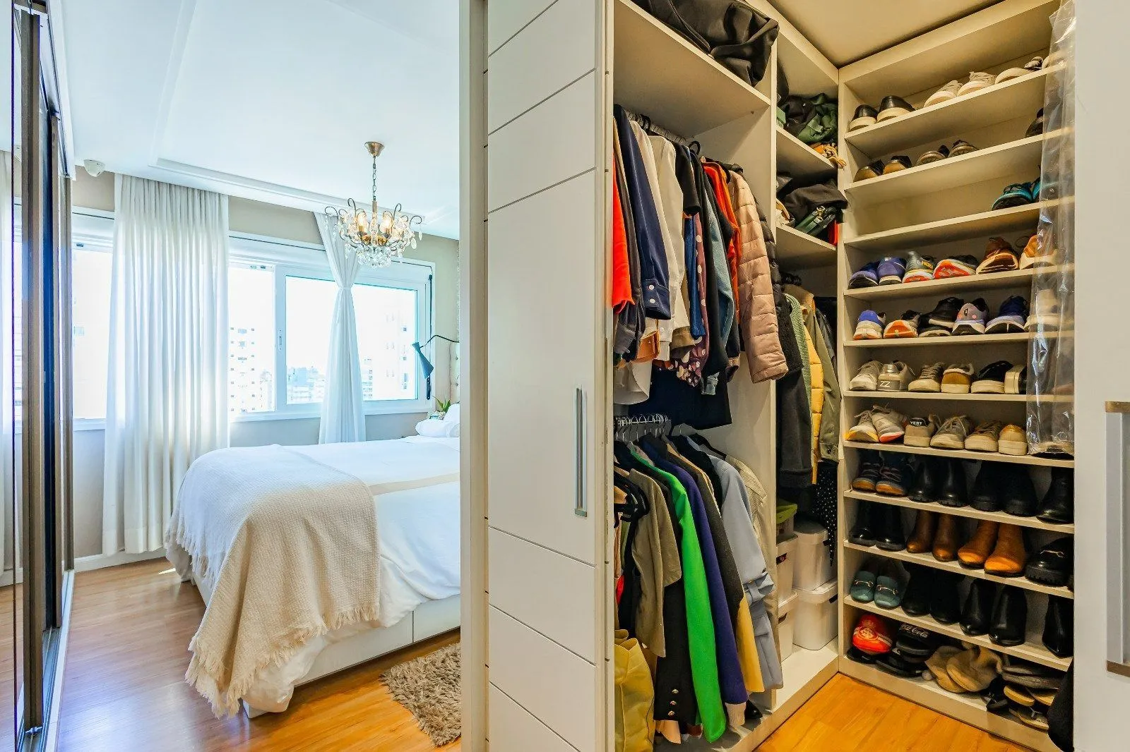 Imagem Apartamento Espetacular com 3 Suítes e Área Social Ampla no Passo d'Areia