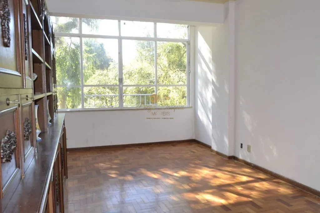 Imagem Apartamento para Venda em Petrópolis / RJ no bairro Centro