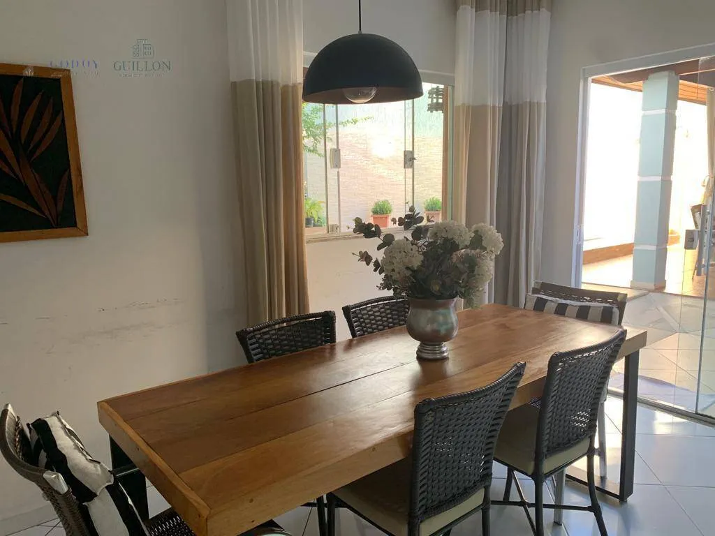Imagem Casa ampla com excelente estrutura no Parque Sao Domingos