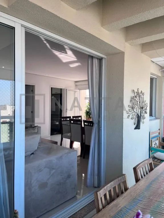 Imagem Apartamento com 4 dormitórios, 2 suítes, 264 m², 3 vagas e varanda com churrasqueira