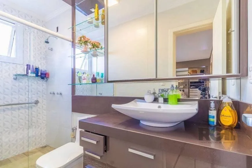 Imagem Casa 280m² - 3 dormitórios, 1 suíte, 2 vagas no bairro Jardim Itú