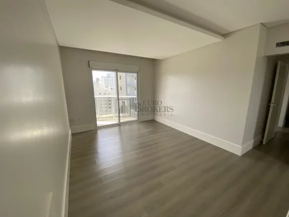 Imagem Excelente apartamento frente mar em Balneário Camboriú.