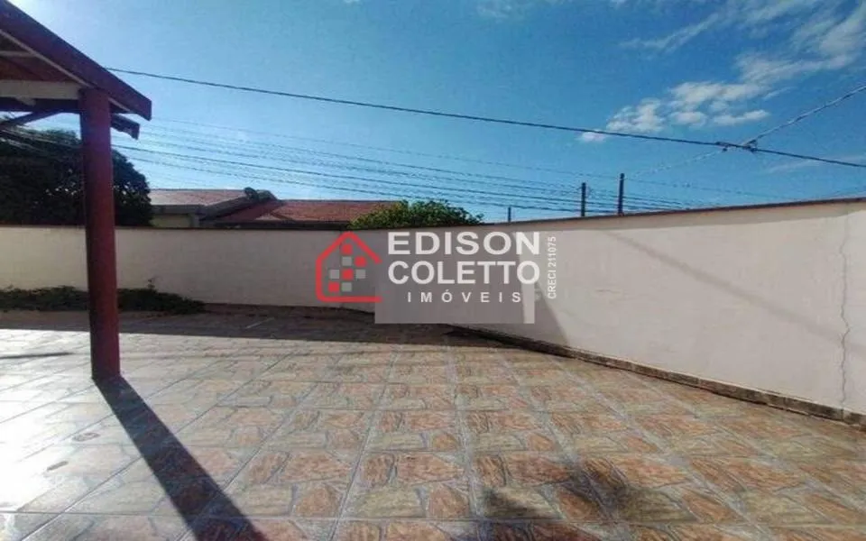 Imagem Charmosa Casa Reformada à Venda no Jardim São Paulo, Piracicaba!!