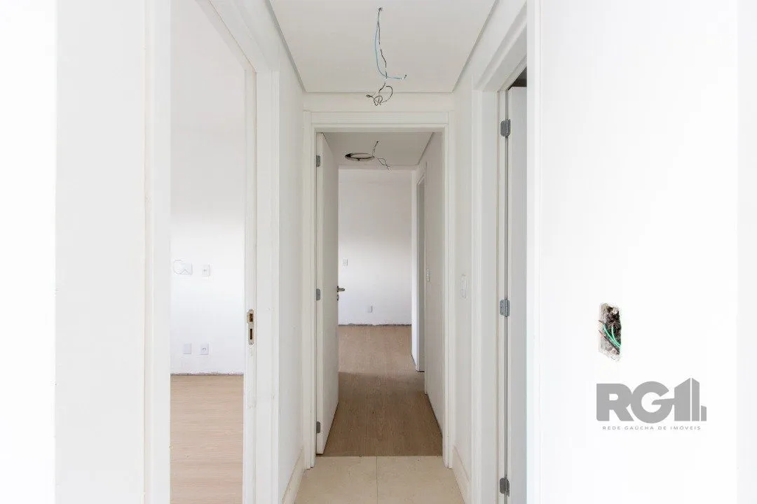 Imagem Apartamento para Venda - 71m², 2 dormitórios, sendo 1 suites, 2 vagas - Camaquã