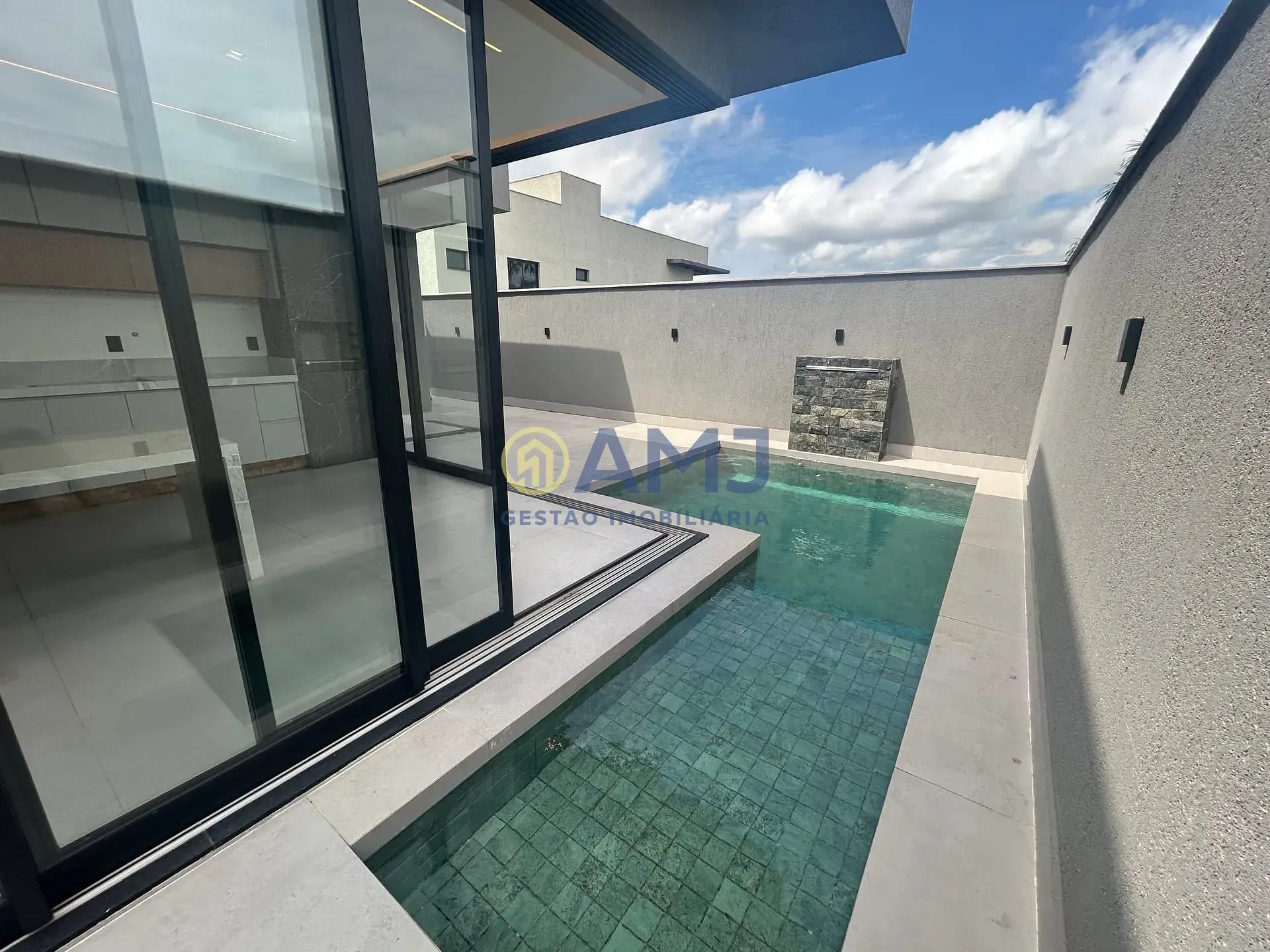 Imagem CASA NOVA NO PARQVILLE PINHEIROS - APARECIDA DE GOIÂNIA