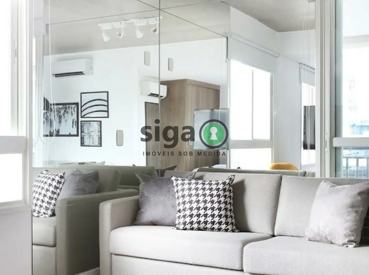 Imagem Studio com 64m², no Brooklin, com 1 quarto, 2 banheiros e 1 vaga, Mobiliado para Venda