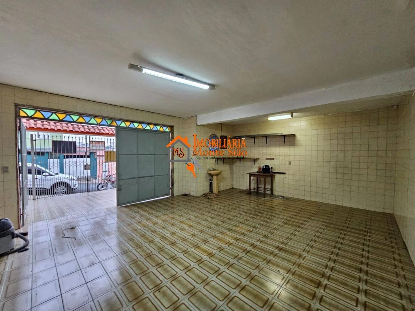 Imagem Sobrado com 4 dormitórios à venda, 190 m² por R$ 650.000,00 - Jardim Rosana - Guarulhos/SP