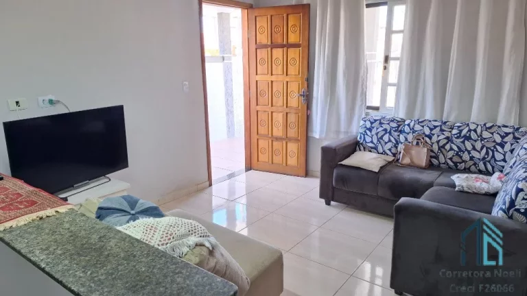 Imagem Casa a venda 03 quartos, ótimo espaço nos fundos, no Guaraituba em Colombo - PR