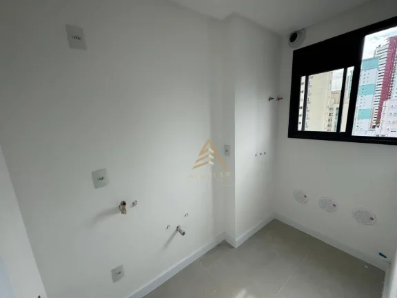 Imagem Apartamento com 3 dormitórios à venda, 115 m² por R$ 2.600.000,00 - Centro - Balneário Camboriú/SC