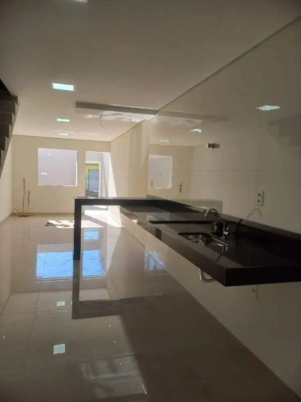 Imagem AMPLA+2QUARTOS+LAVABO+VAGA ESPAÇOSA