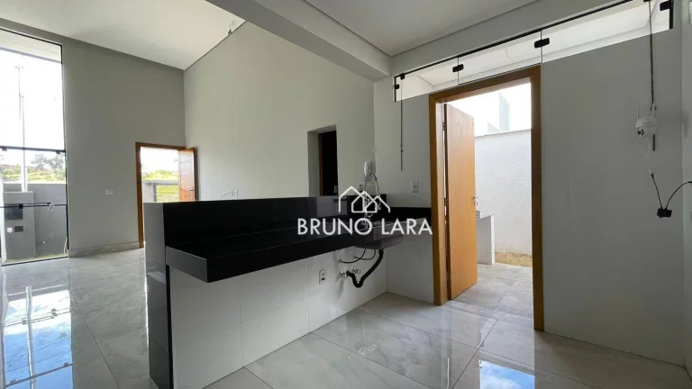 Imagem Casa à venda em Betim MG, Bairro Guarujá Mansões