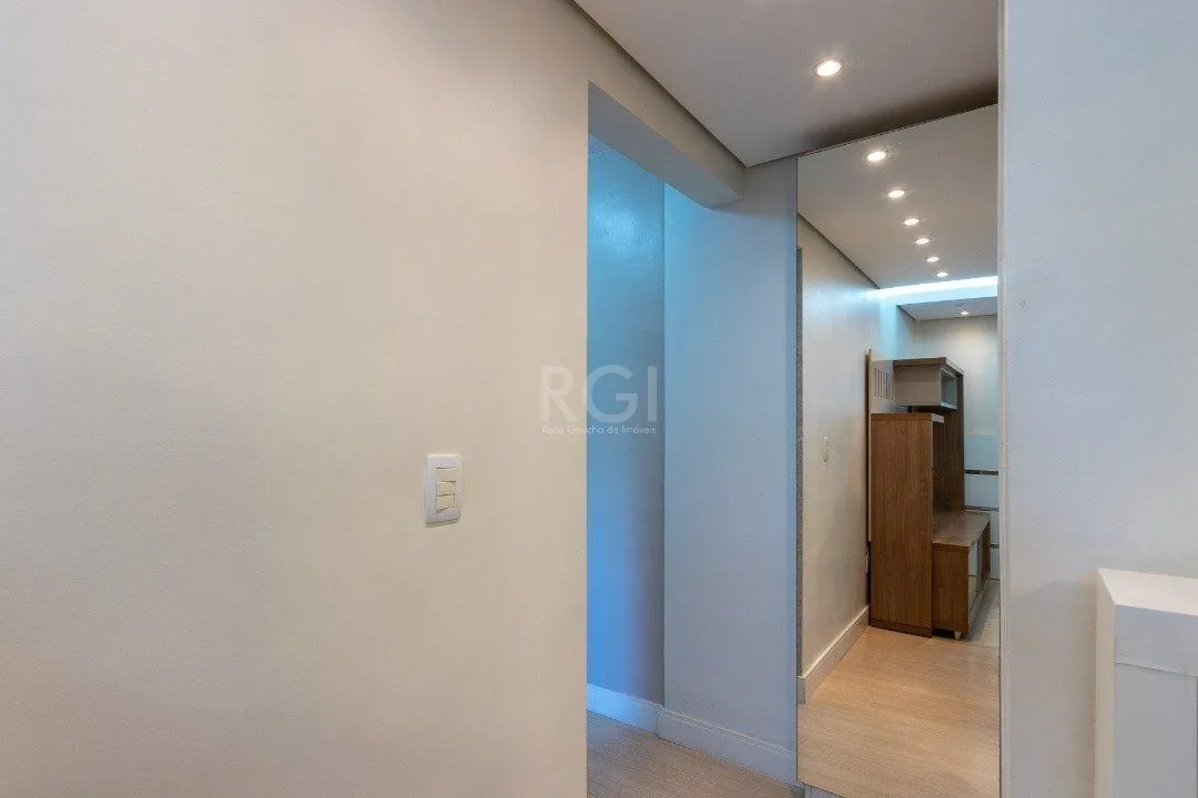 Imagem Apartamento para Venda - 59.35m², 2 dormitórios, 1 vaga - Cristal