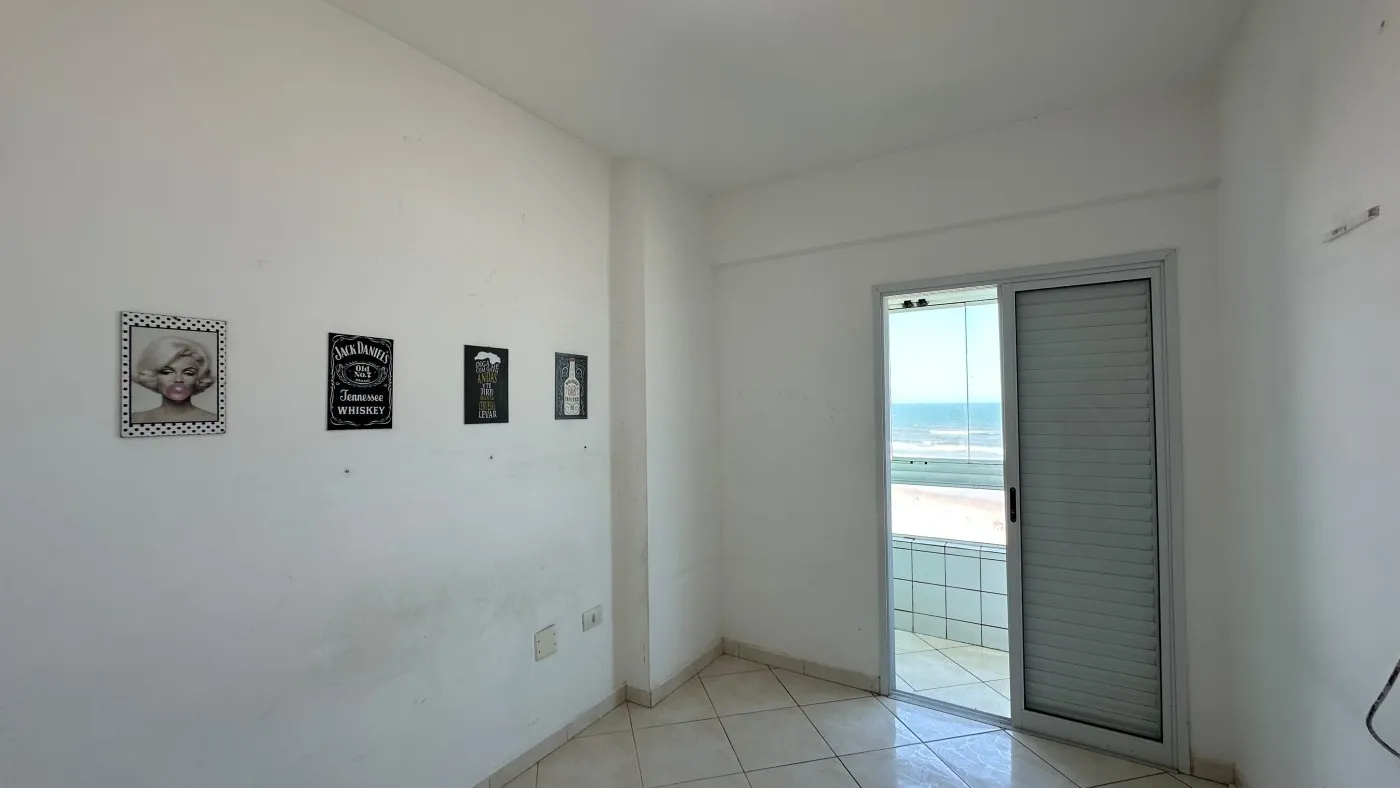 Imagem Apartamento para Venda em Praia Grande, Maracanã, 3 dormitórios, 1 suíte, 1 banheiro, 2 vagas