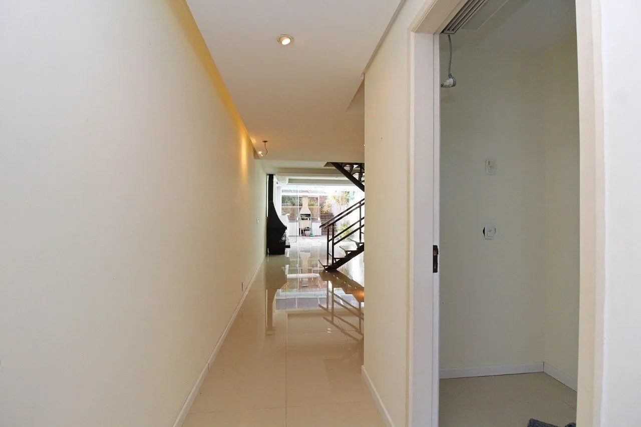 Imagem Casa Condominio - 302.7m², 4 Quartos, 1 suite, 2 vagas - Vila Conceição