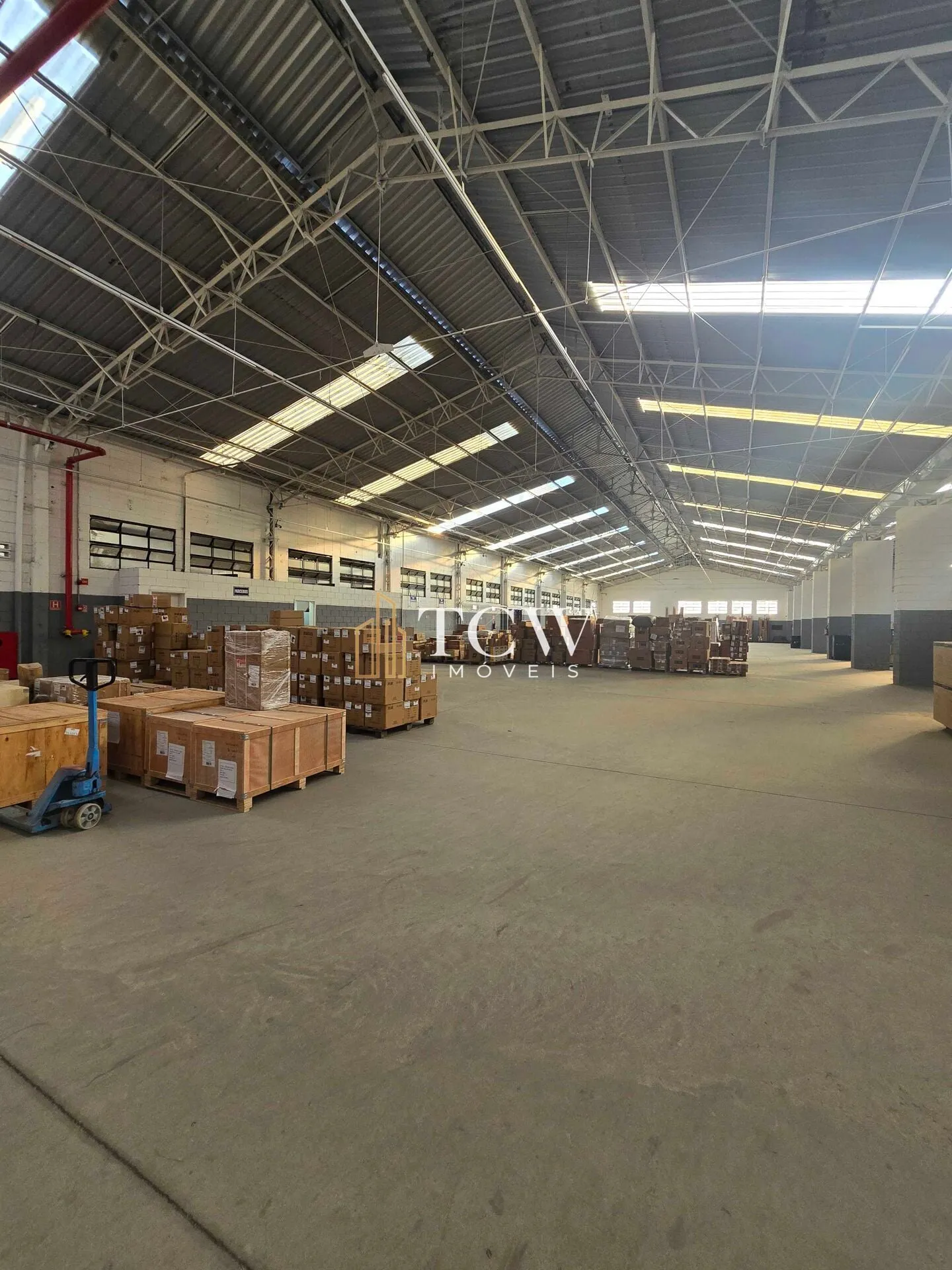 Imagem Galpão Logístico para Locação em Cumbica - Guarulhos/SP | 2.713,48 m² | Próximo à Rodovia Presidente Dutra