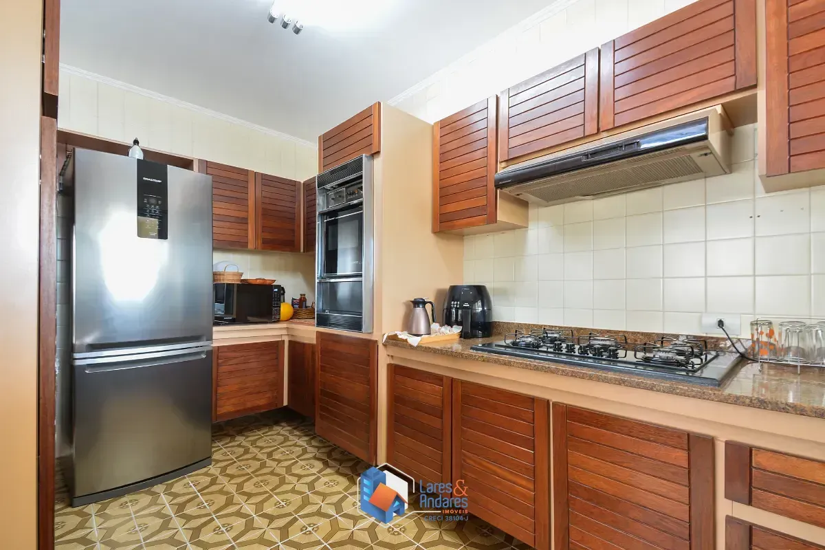 Imagem Casa para venda em Bosque da Saúde com 3 quartos, sendo 1 suíte, 349m²