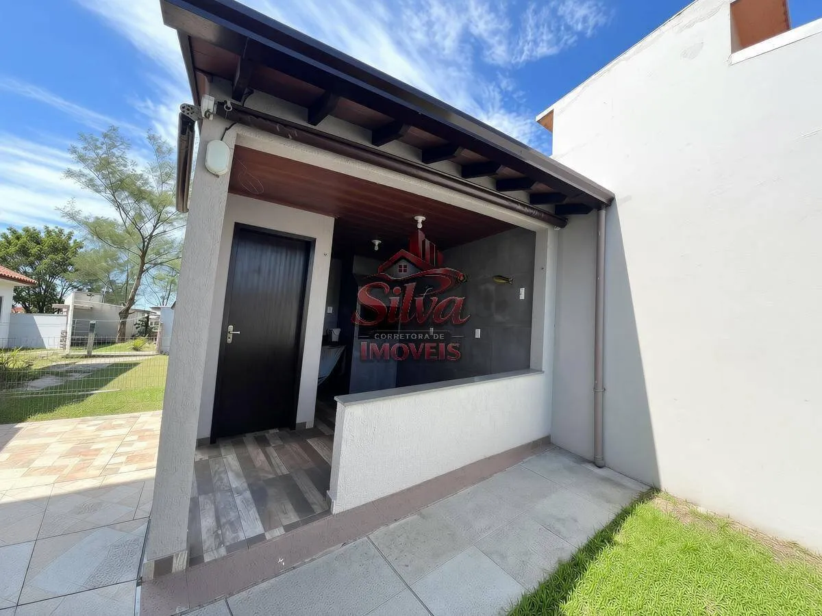 Imagem C607 | Casa com quiosque à venda a 100m do mar no Mariluz