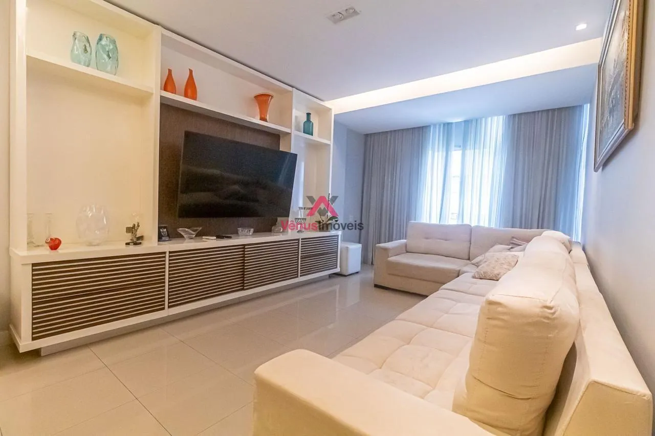 Imagem Apartamento Duplex para Venda em Rio de Janeiro, Copacabana, 3 dormitórios, 1 suíte, 3 banheiros, 2 vagas