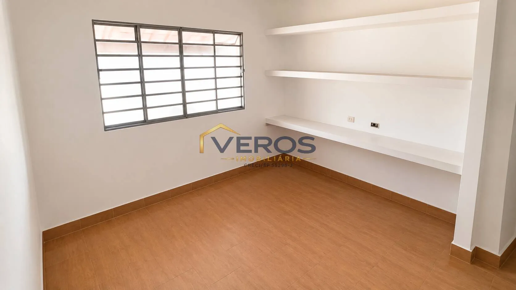 Imagem Casa térrea barata e bem localizada para venda em Caraguatatuba