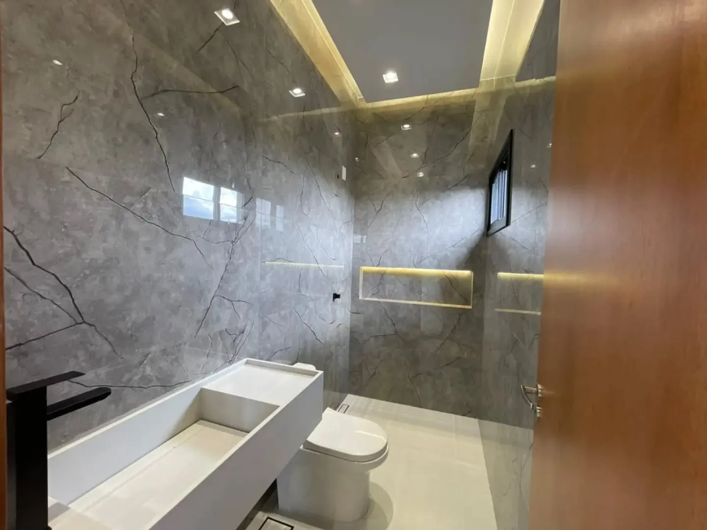 Imagem Linda Casa 3 Suites No Jardins Parma